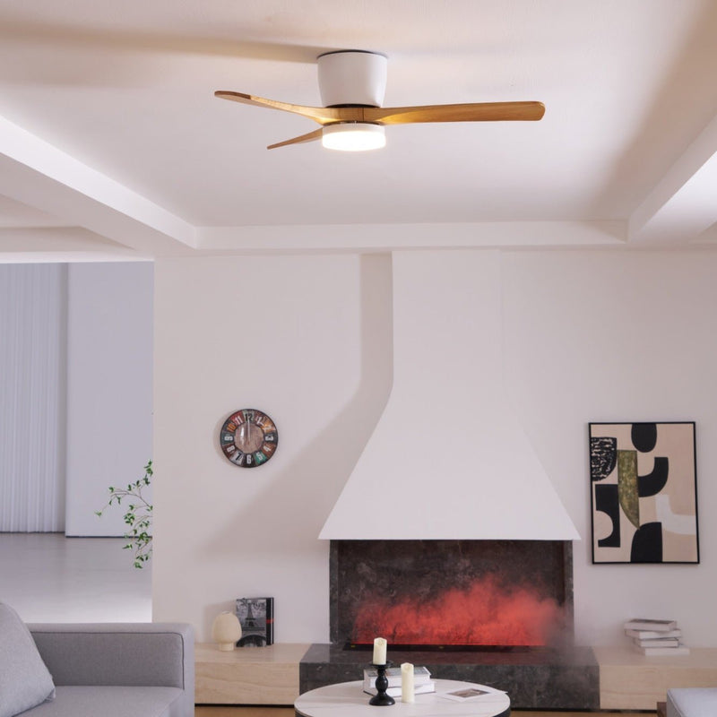 Deckenventilator aus Holz Licht
