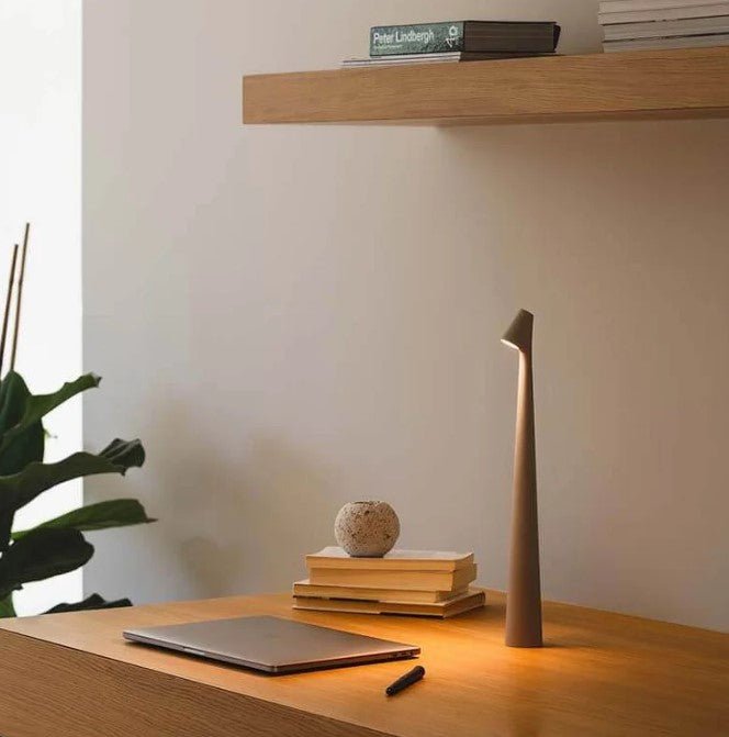 Luminavista™ I Tragbare Tischleuchte