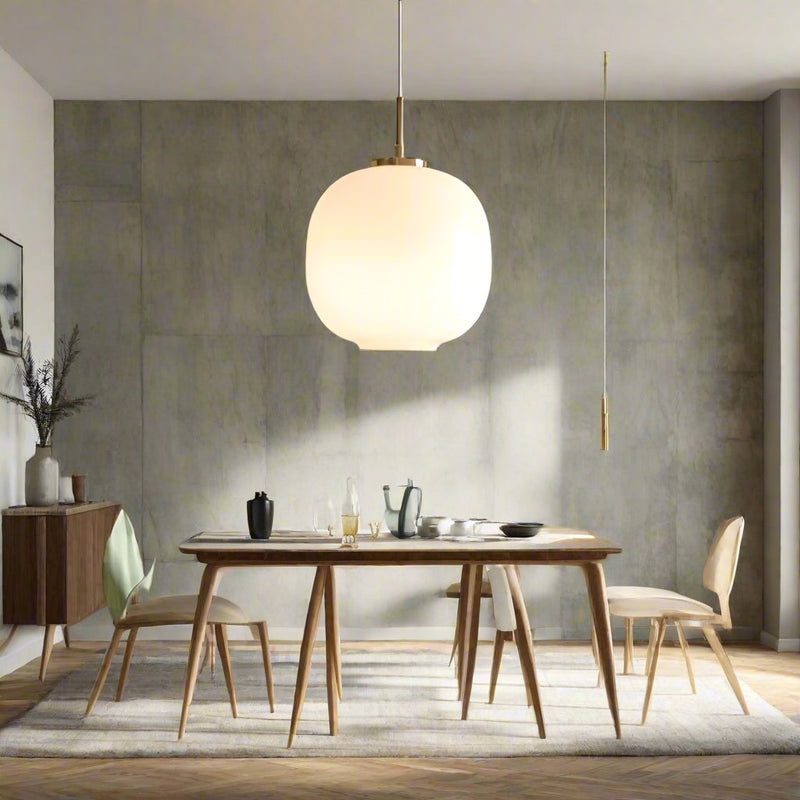 Moderne Skandinavische Opalglas-Pendelleuchte Mit Radius