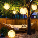Garten-Hängeleuchte in Form eines Mondes