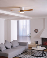 Deckenventilator aus Holz Licht