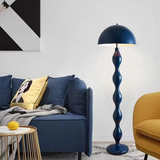 Skandinavische Stehlampe