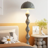 Skandinavische Stehlampe